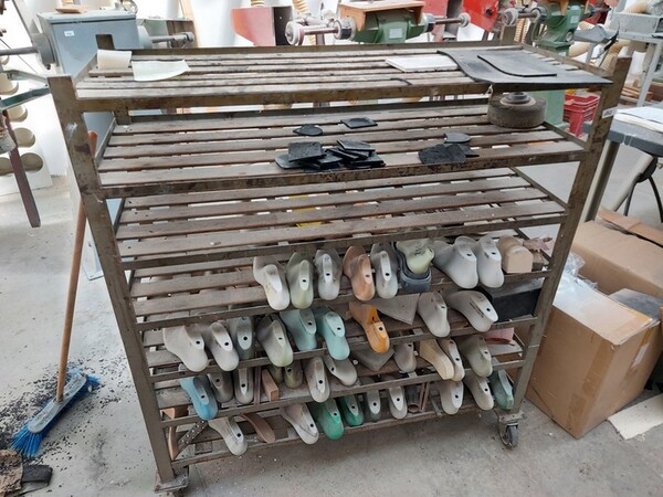 133#6439 Macchine utensili e accessori per lavorazioni manifatturiere in vendita - foto 25