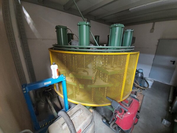 163#6439 Presse e macchinari utilizzati come magazzino ricambi in vendita - foto 2