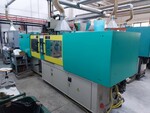 Image 1 - Yizumi injection moulding machine - Lot 2 (Auction 6439)