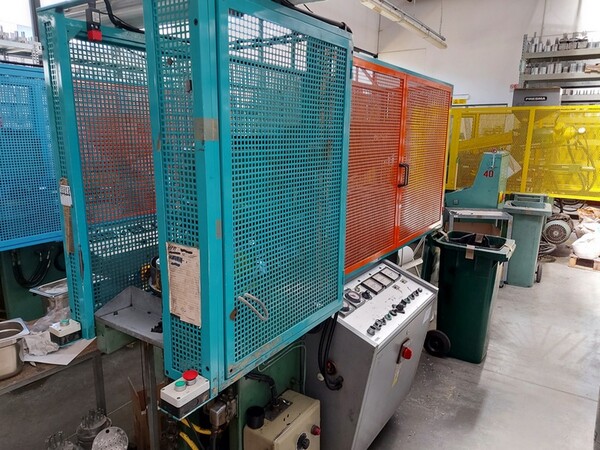 7#6439 Macchina per stampaggio a iniezione Presma in vendita - foto 2