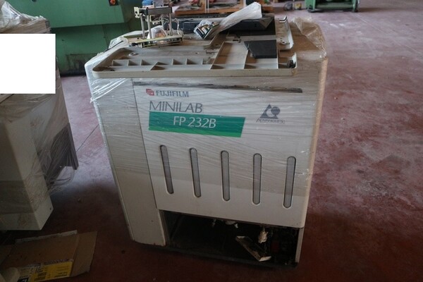 1#6447 Minilab Fujifilm e attrezzatura elettronica in vendita - foto 14
