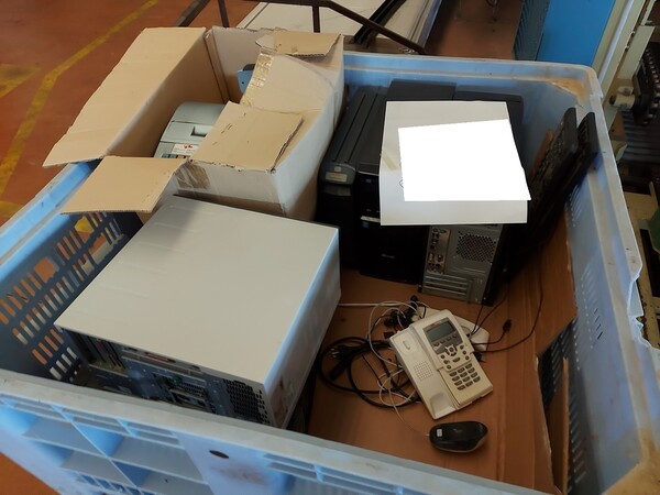 1#6453 Attrezzature elettroniche per ufficio in vendita - foto 3