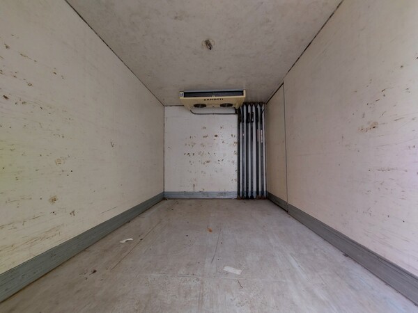 8#6453 Furgone Ford transit con cella frigo in vendita - foto 6