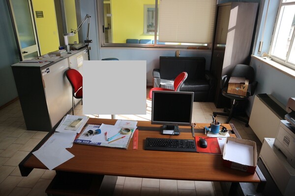 10#6455 Arredi ed attrezzatura da ufficio in vendita - foto 4