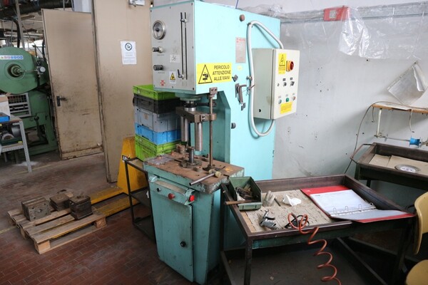 12#6455 Macchine ed attrezzature da officina in vendita - foto 9
