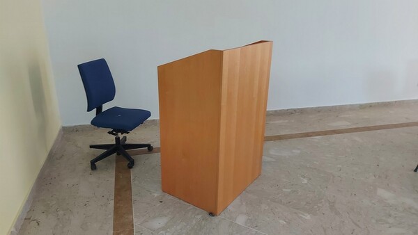 25#6465 Arredo ed attrezzature ufficio in vendita - foto 4