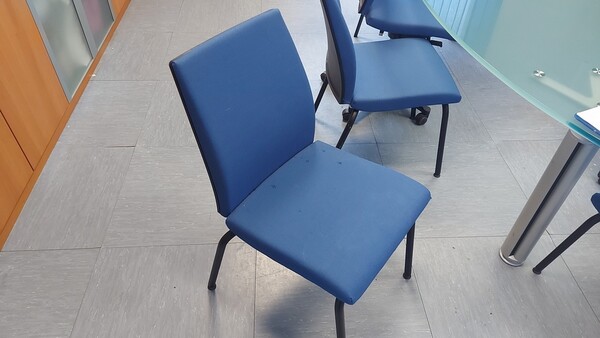 25#6465 Arredo ed attrezzature ufficio in vendita - foto 19
