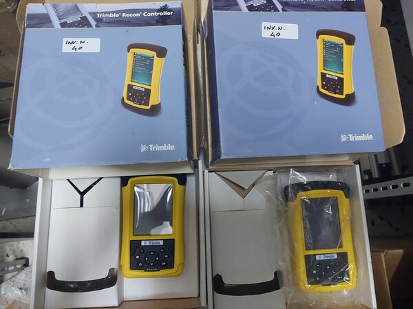 10#6471 Attrezzature ed accessori per apparecchiature TRIMBLE in vendita - foto 2