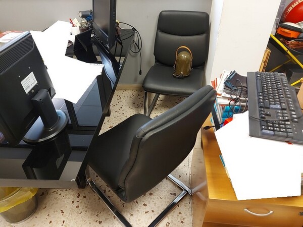 3#6471 Arredi ed attrezzature per ufficio in vendita - foto 1