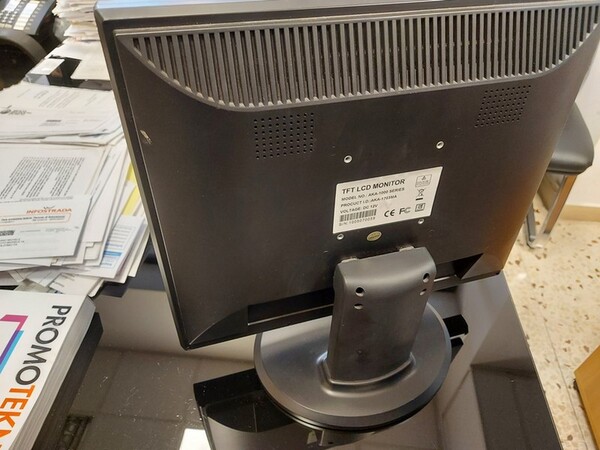 3#6471 Arredi ed attrezzature per ufficio in vendita - foto 14
