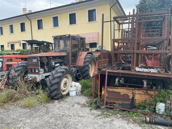 5#6473 Macchinari e attrezzature da officina meccanica per macchine agricole e arredi da ufficio in vendita - foto 6
