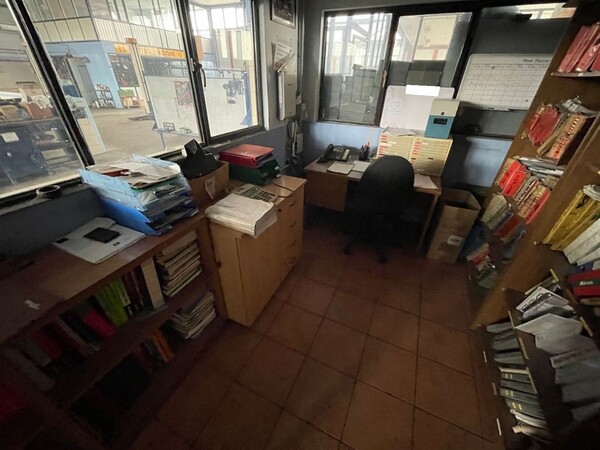 5#6473 Macchinari e attrezzature da officina meccanica per macchine agricole e arredi da ufficio in vendita - foto 11