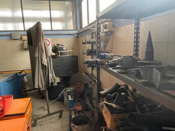 5#6473 Macchinari e attrezzature da officina meccanica per macchine agricole e arredi da ufficio in vendita - foto 12