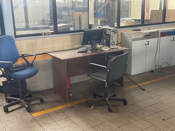 5#6473 Macchinari e attrezzature da officina meccanica per macchine agricole e arredi da ufficio in vendita - foto 56