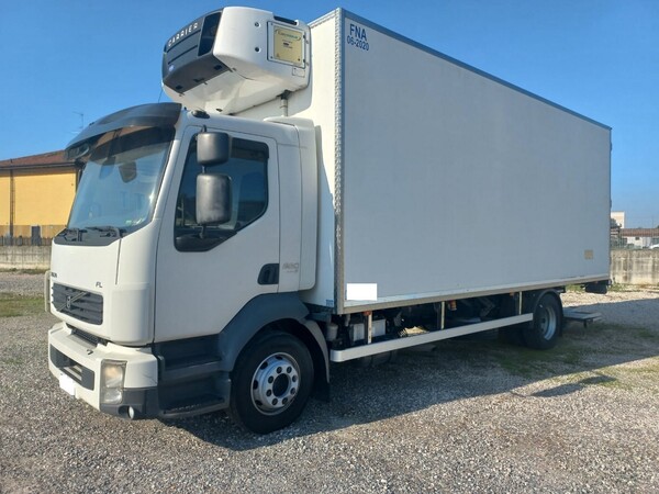 2#6476 Motrice Volvo in vendita - foto 1