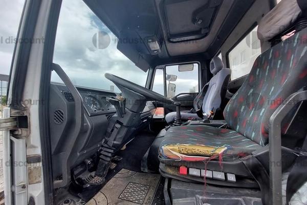 4#6485 Autocarro Iveco con gru in vendita - foto 5