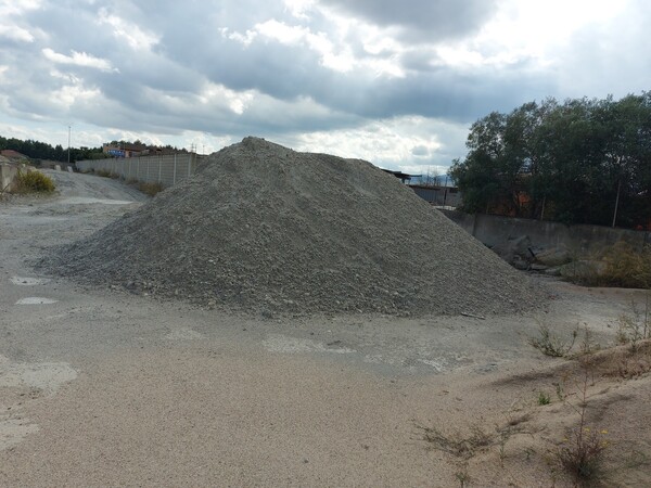 12#6488 Materie prime per edilizia in vendita - foto 3