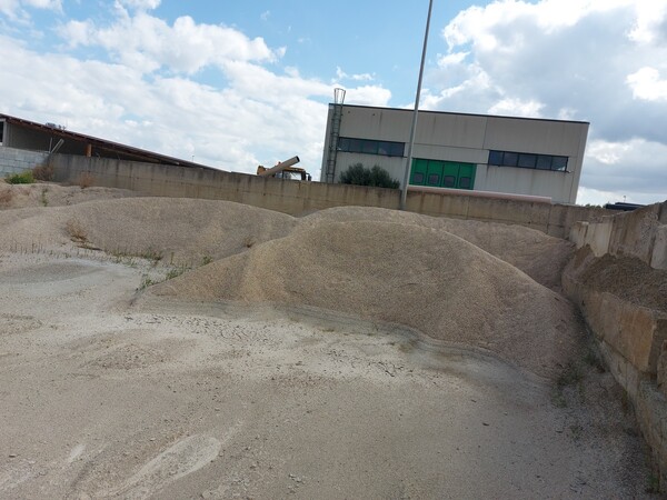 12#6488 Materie prime per edilizia in vendita - foto 8