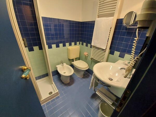 1#6492 Cessione di azienda dedita a gestione alberghi e ristoranti in vendita - foto 22