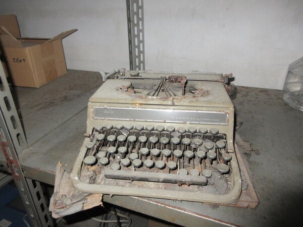 3#6495 Macchine da ufficio e  macchina da scrivere antica in vendita - foto 6