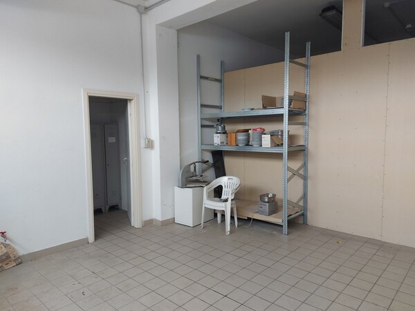 1#6506 Attrezzatura e arredi per ristorazione in vendita - foto 5