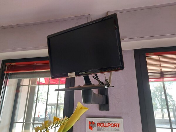 6#6507 Arredamento da ufficio e materiale elettronico in vendita - foto 6