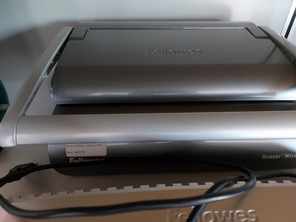 6#6507 Arredamento da ufficio e materiale elettronico in vendita - foto 10