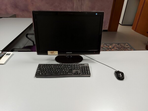 6#6507 Arredamento da ufficio e materiale elettronico in vendita - foto 21