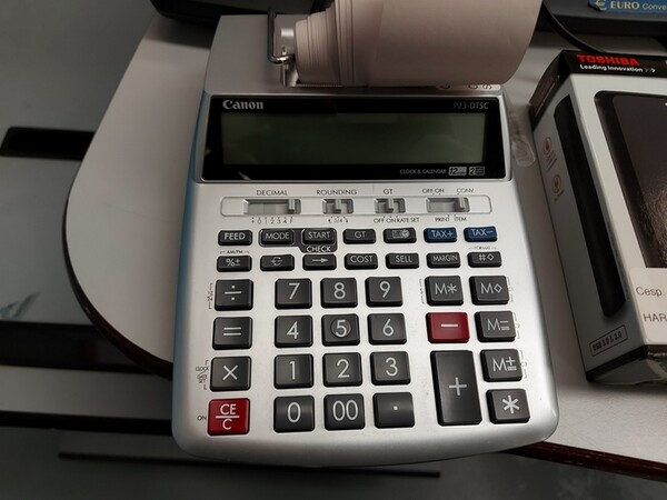 6#6507 Arredamento da ufficio e materiale elettronico in vendita - foto 70