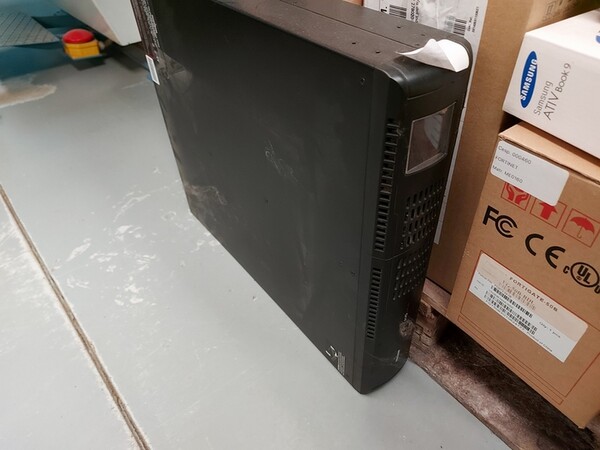 6#6507 Arredamento da ufficio e materiale elettronico in vendita - foto 75