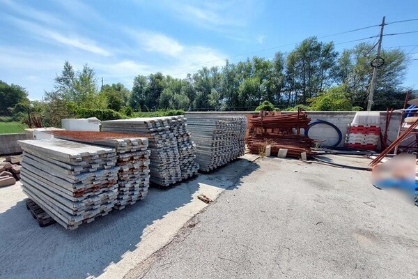 1#6509 Arredi ufficio e attrezzature da cantiere in vendita - foto 27
