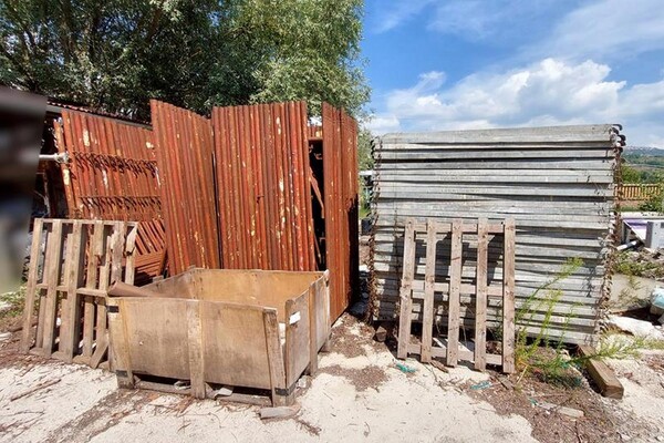 1#6509 Arredi ufficio e attrezzature da cantiere in vendita - foto 38