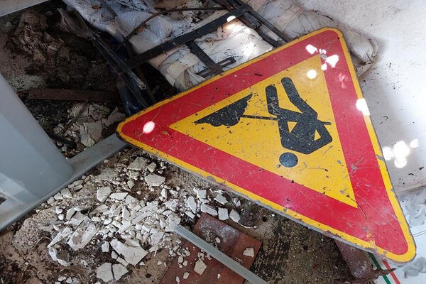 1#6509 Arredi ufficio e attrezzature da cantiere in vendita - foto 42