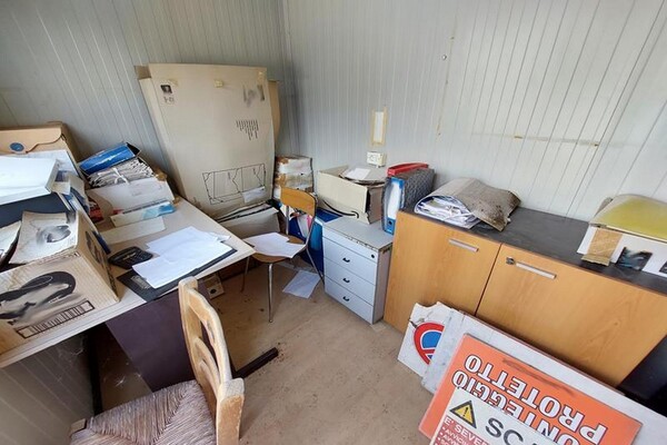 1#6509 Arredi ufficio e attrezzature da cantiere in vendita - foto 49
