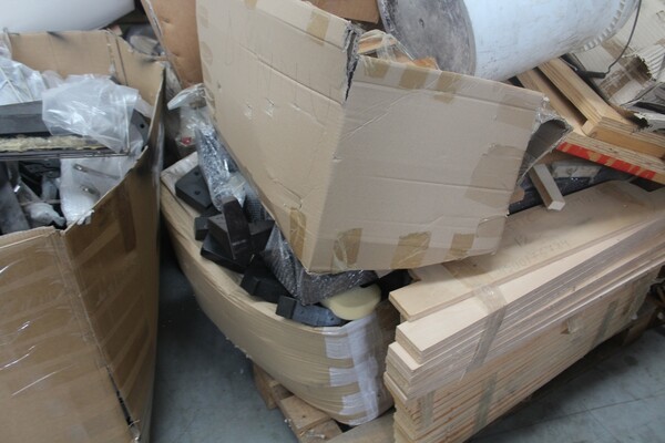 5#6512 Componenti tappezzeria e meccanismi elettrici in vendita - foto 20