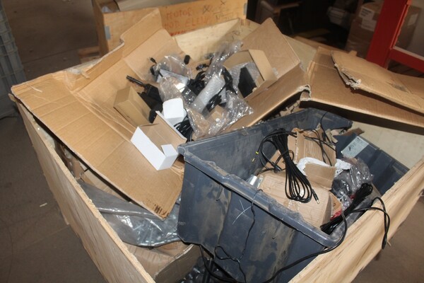 5#6512 Componenti tappezzeria e meccanismi elettrici in vendita - foto 34