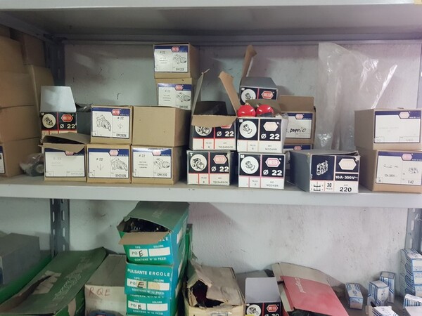 3#6514 Materiale elettrico per uso civile e industriale in vendita - foto 49