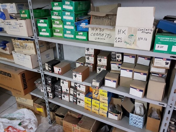 3#6514 Materiale elettrico per uso civile e industriale in vendita - foto 52