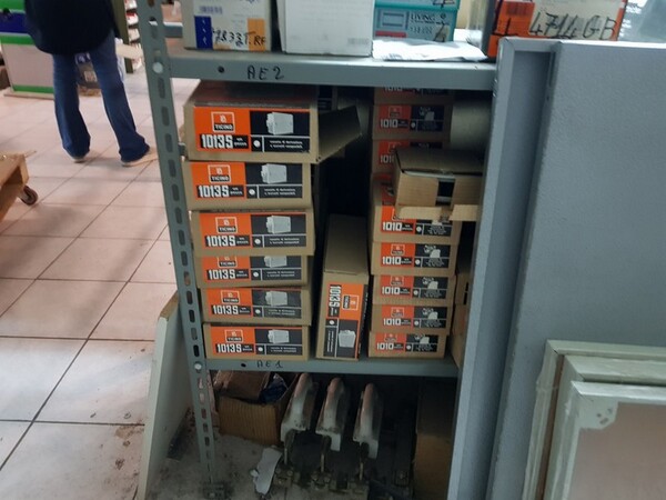 3#6514 Materiale elettrico per uso civile e industriale in vendita - foto 69
