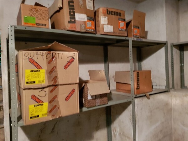 3#6514 Materiale elettrico per uso civile e industriale in vendita - foto 108