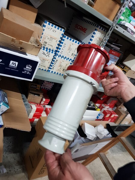 3#6514 Materiale elettrico per uso civile e industriale in vendita - foto 139