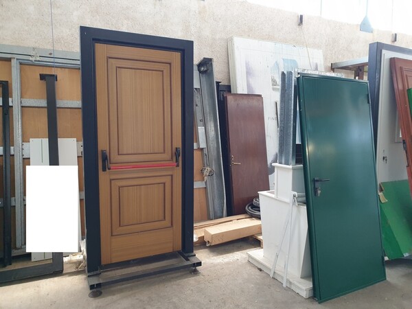 1#6522 Serrande e porte basculanti in vendita - foto 30