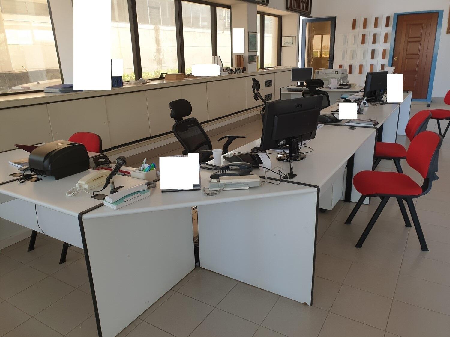 Lot Office furniture