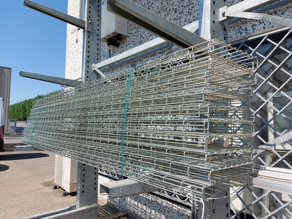 3#6531 Magazzino di articoli elettrici e fotovoltaici e arredi ufficio in vendita - foto 11