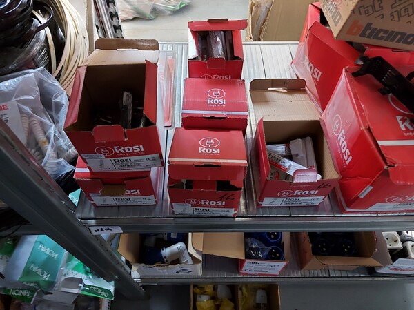 3#6531 Magazzino di articoli elettrici e fotovoltaici e arredi ufficio in vendita - foto 75