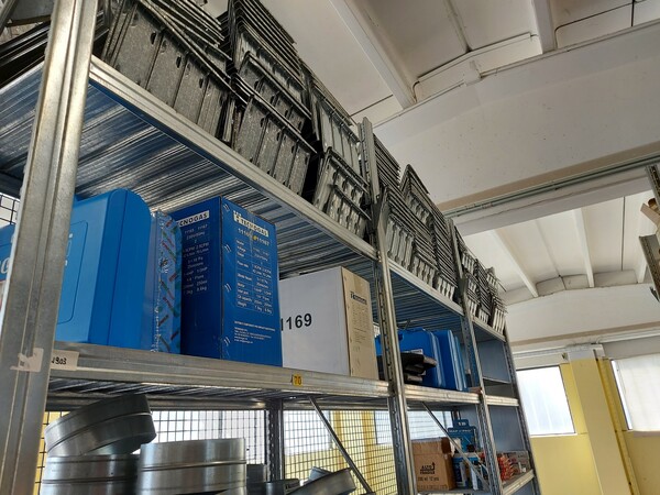 3#6531 Magazzino di articoli elettrici e fotovoltaici e arredi ufficio in vendita - foto 90
