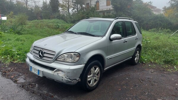 13#6534 Autovettura Mercedes in vendita - foto 2