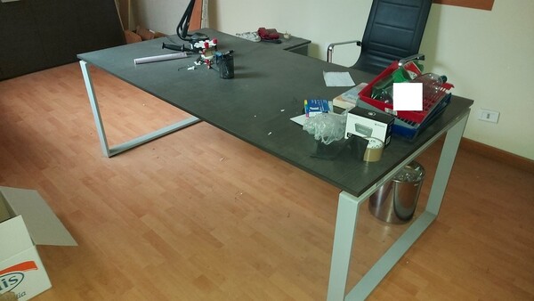 5#6553 Arredamento da ufficio in vendita - foto 2