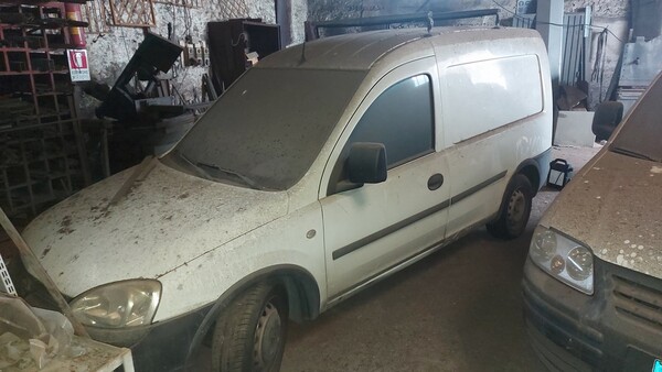 7#6553 Autocarro Opel Combo in vendita - foto 1