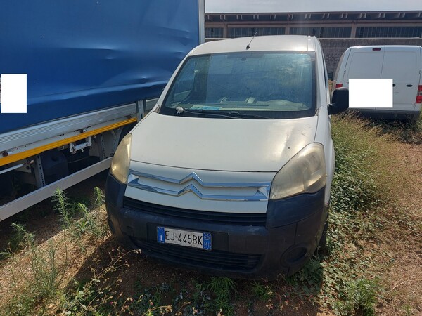 1#6555 Furgone isotermico Citroen Berlingo in vendita - foto 1